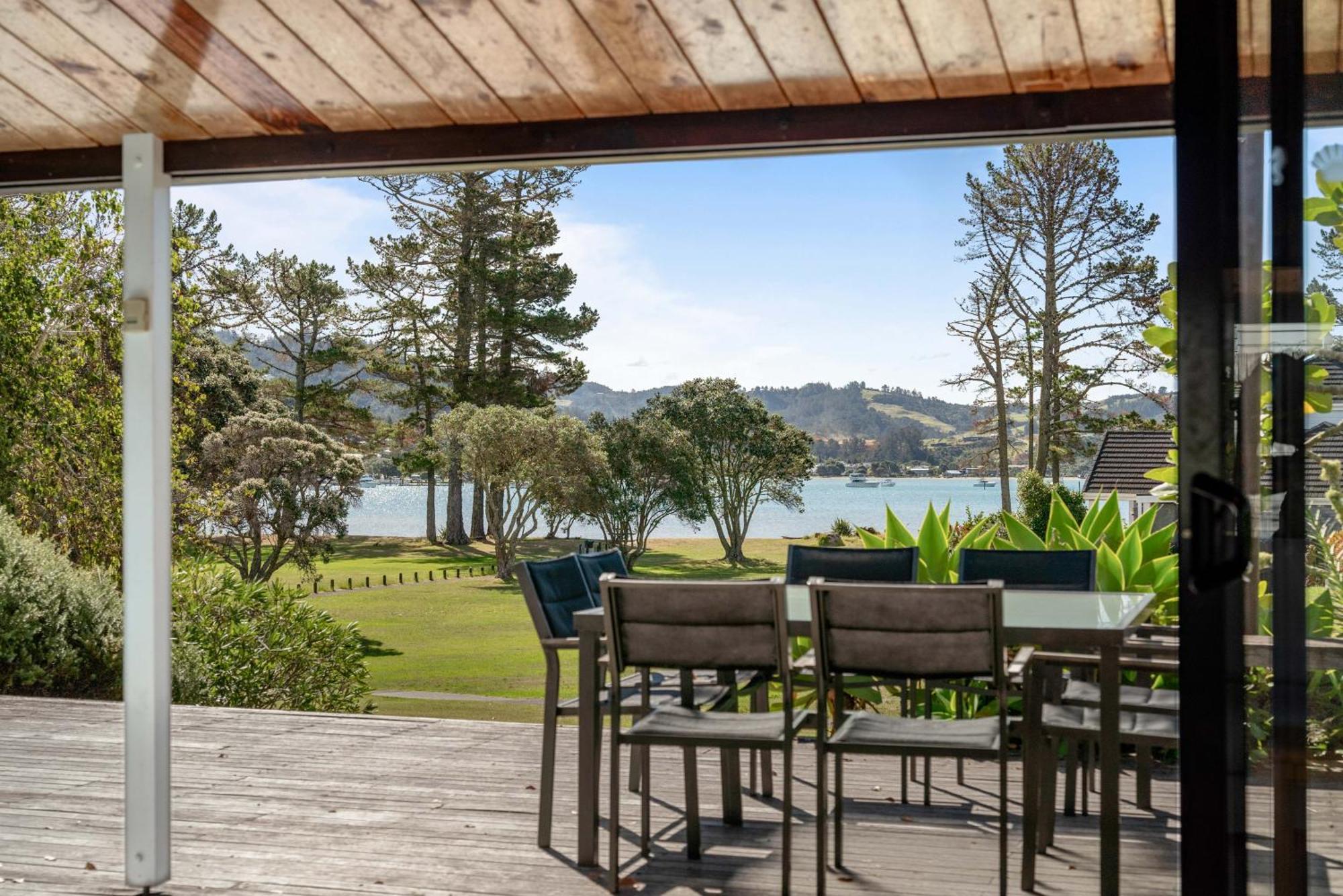 Pauanui Beach House Suntrap 外观 照片