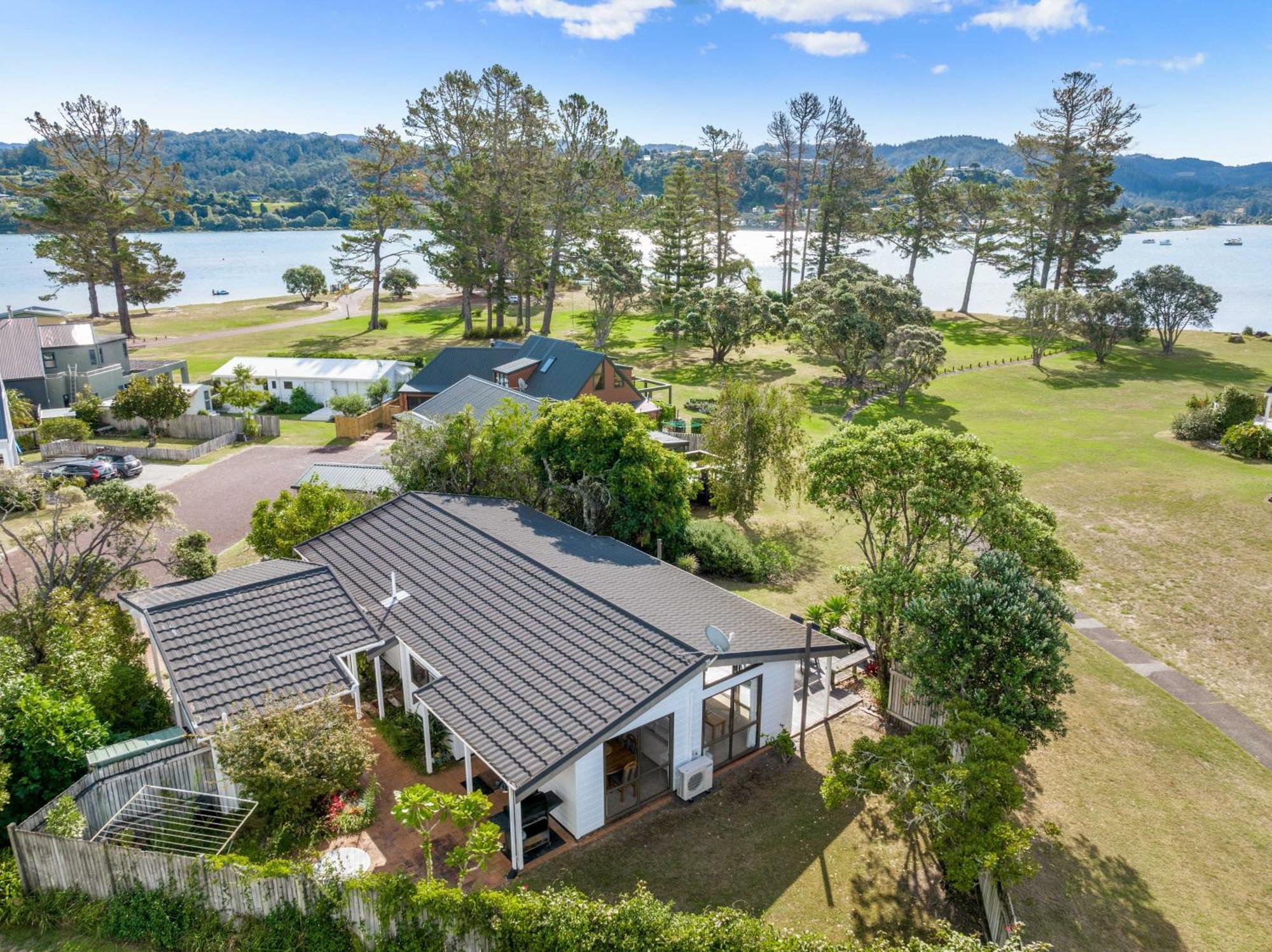 Pauanui Beach House Suntrap 外观 照片